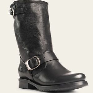 Frye Veronica Short Bootie